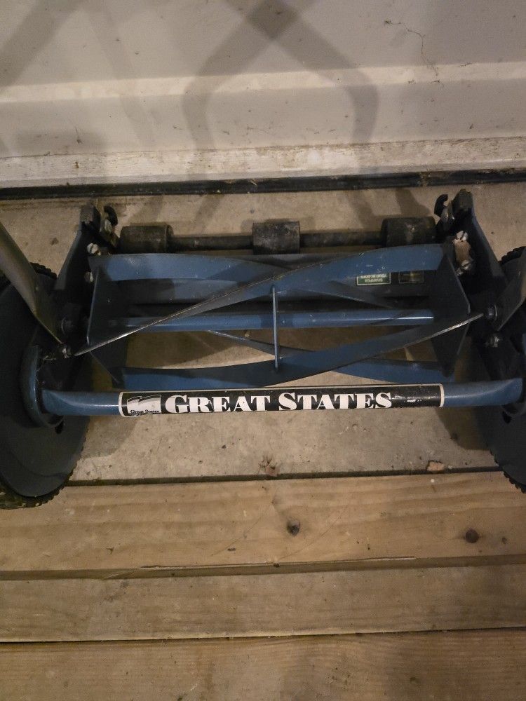Manual Lawn Mower