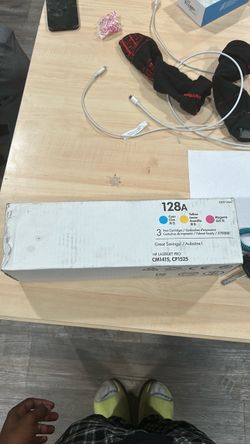 HP 128A Yellow Toner Cartridges CF3371AM Genuine OEM