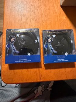Coraline Button eyes mirror