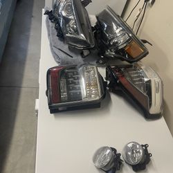 2017 Toyota 4Runner Lights