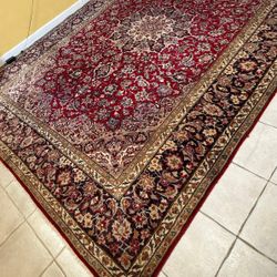 Persian Hand-knotted Isfahan Red/ Navy Wool Rug