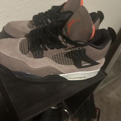 Jordan 4 Taupe Haze 10.5