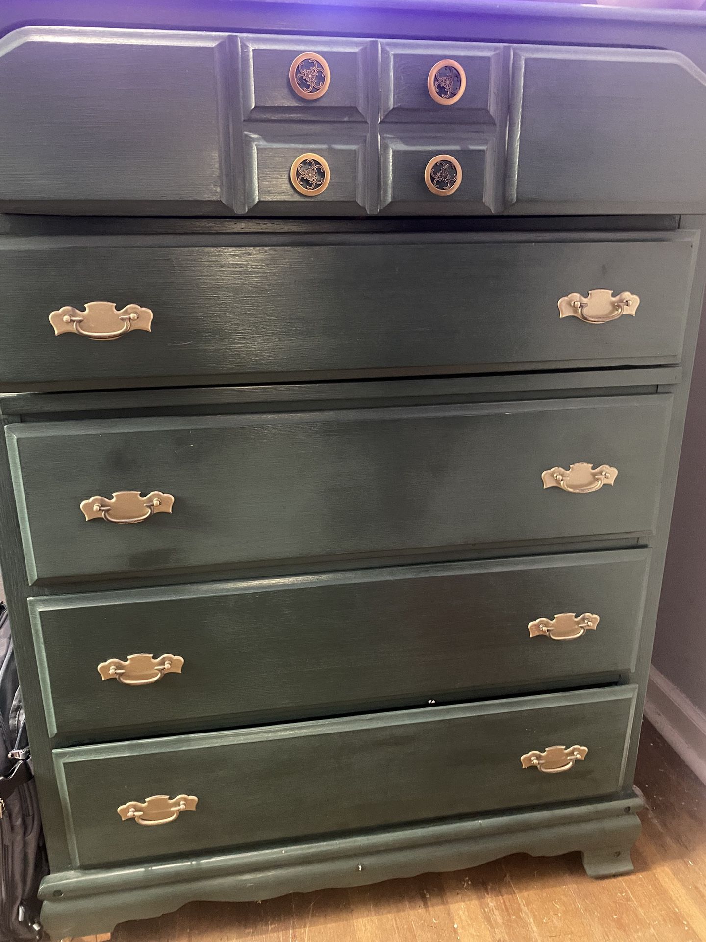 Dresser Green
