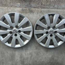 4 Nissan Factory Wheel Covers 