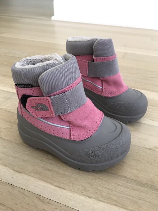 Brand New in a box North Face Alpenglow Toddler Winter Snow Boots Kid Girl