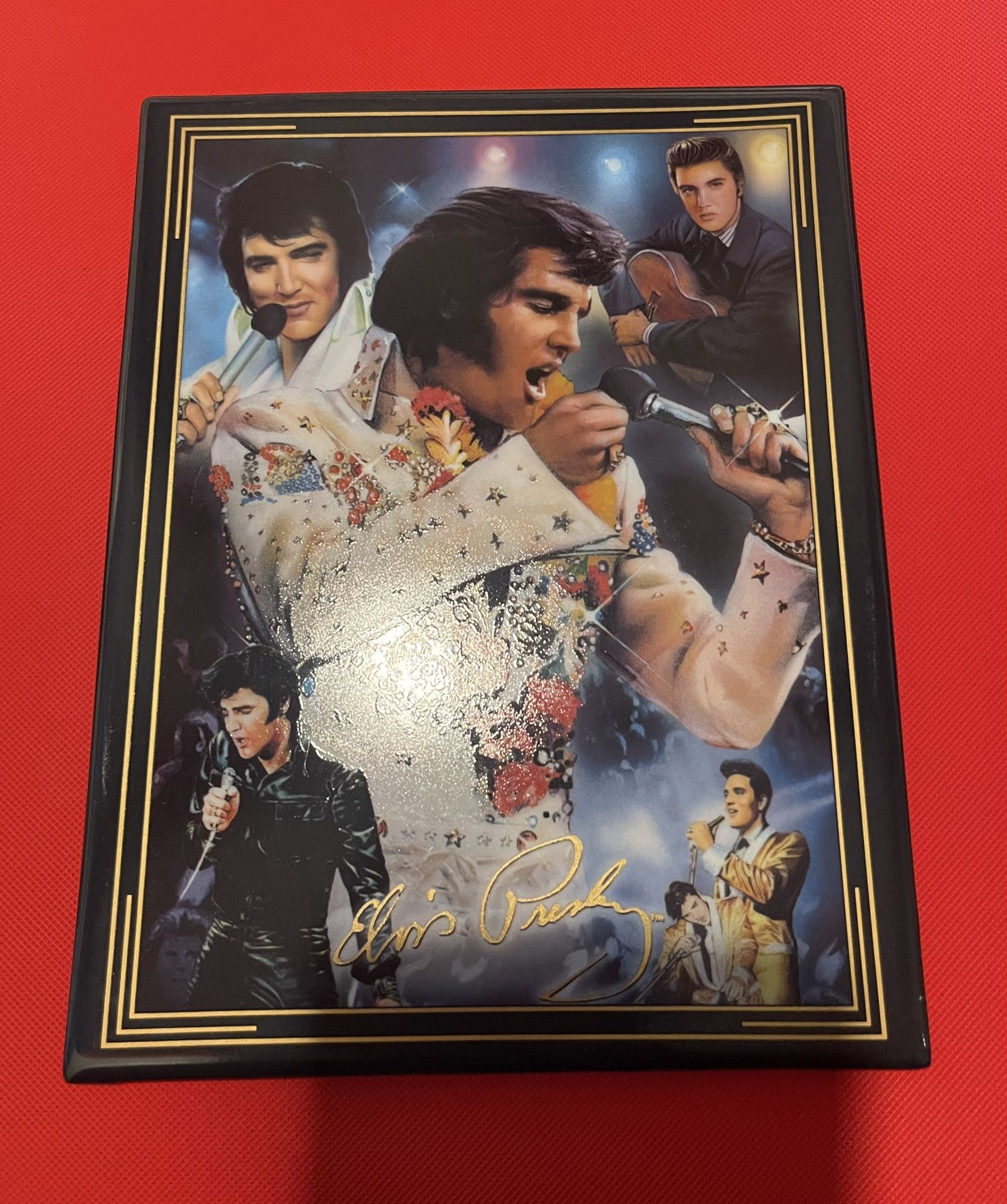 Elvis Presley collector’s plate
