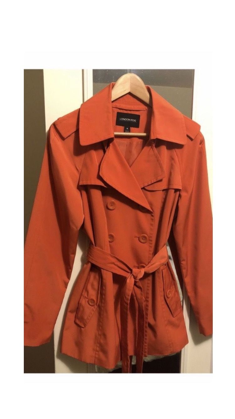 London Fog Orange Raincoat Size Medium