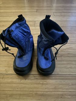 Kids Snow Boots Size 10