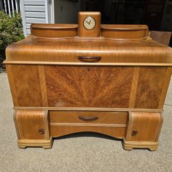 Vintage ROOS Cedar Chest with underneath drawer and cabinet space
