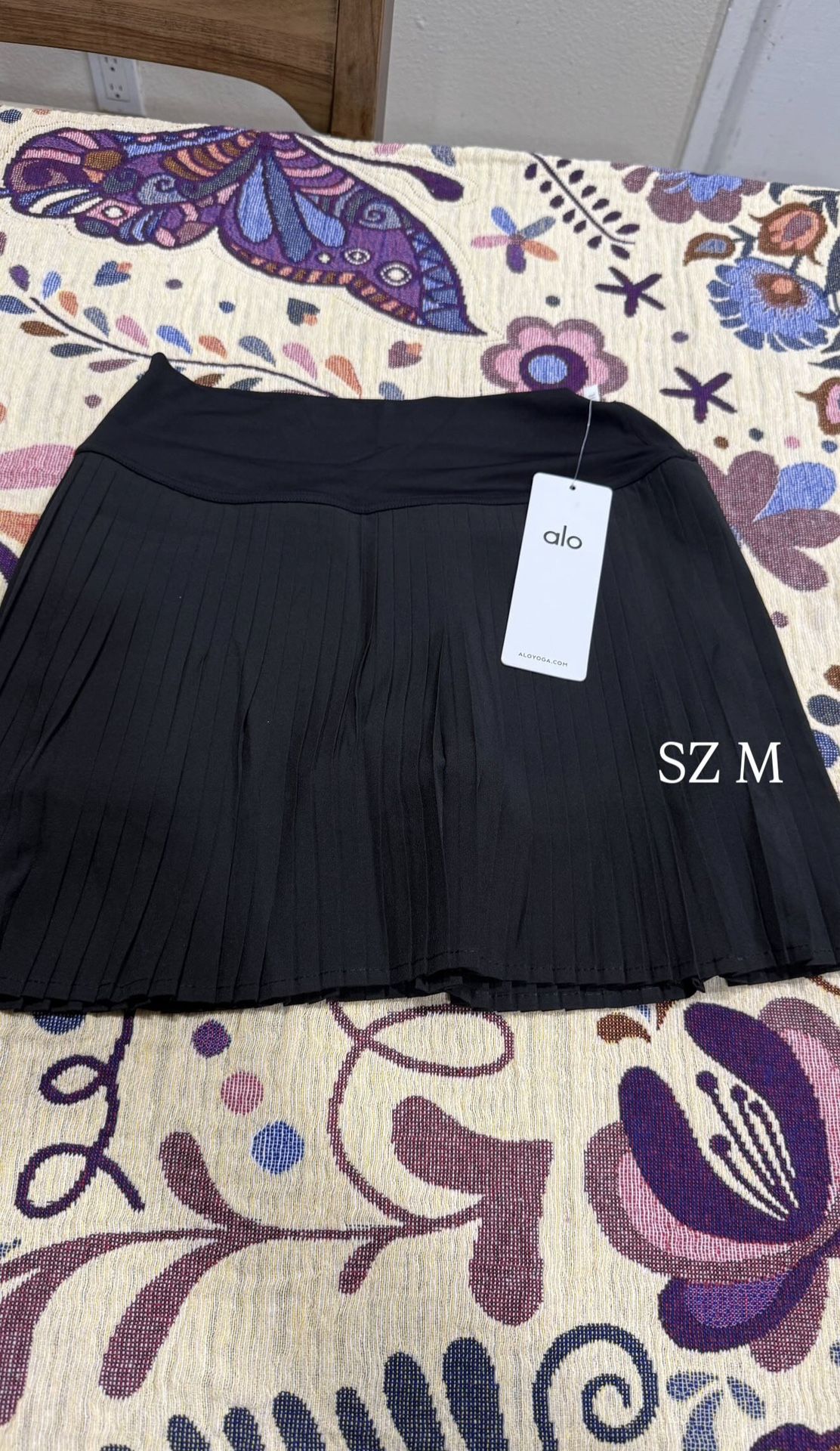 Alo Skirt