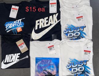 Boys Nike Tee-Large