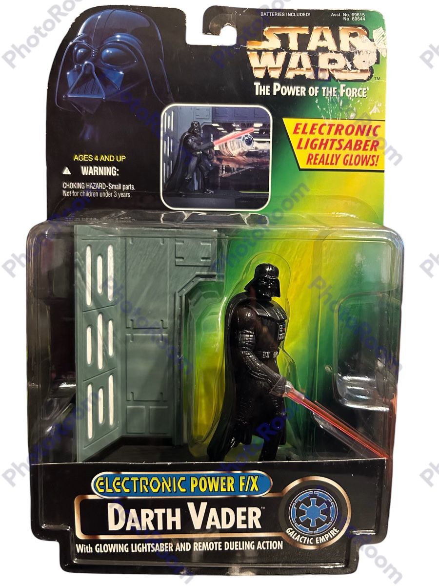 Star Wars 1996 Collection 1 Darth Vader With Glowing Lightsaber And Remote Dueling Action