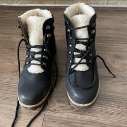 Woman’s Boots