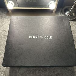 Kennet Cole  Strapy Heels