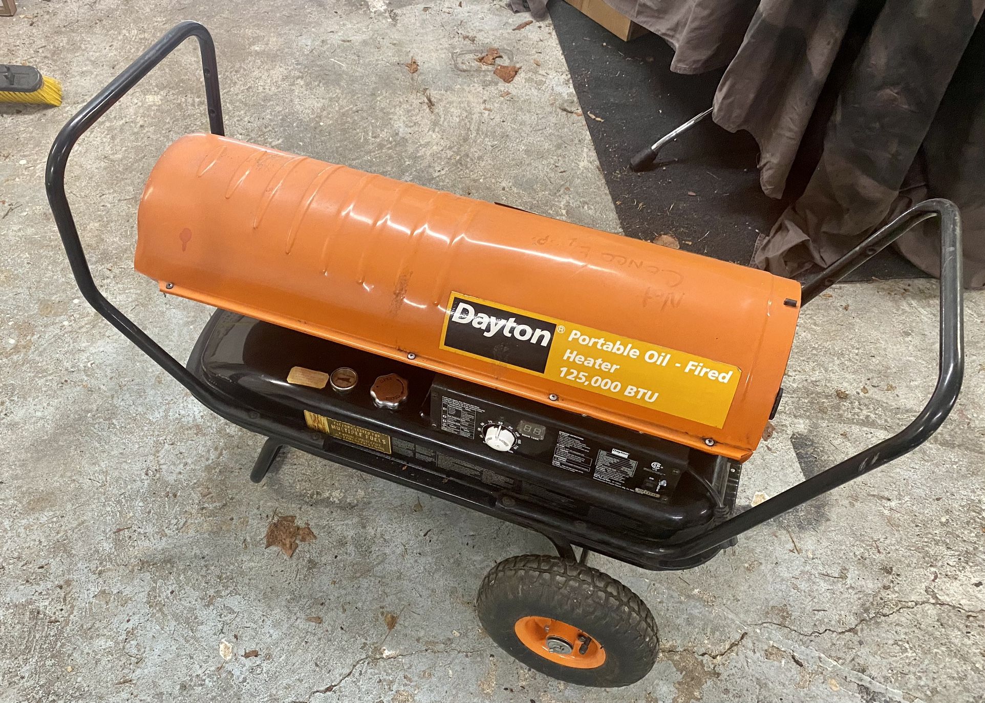 Dayton 125,000 BTU Heater