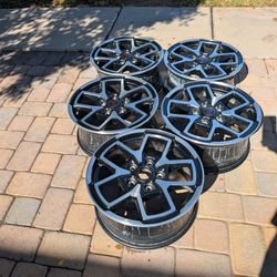 5 New 17s Stock Wheels Of 2025 Jeep Rubicon