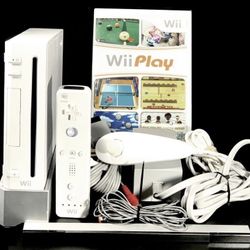 Nintendo Wii Console White Wii Remote/All wiring!/Nunchuck With Wii Play $85