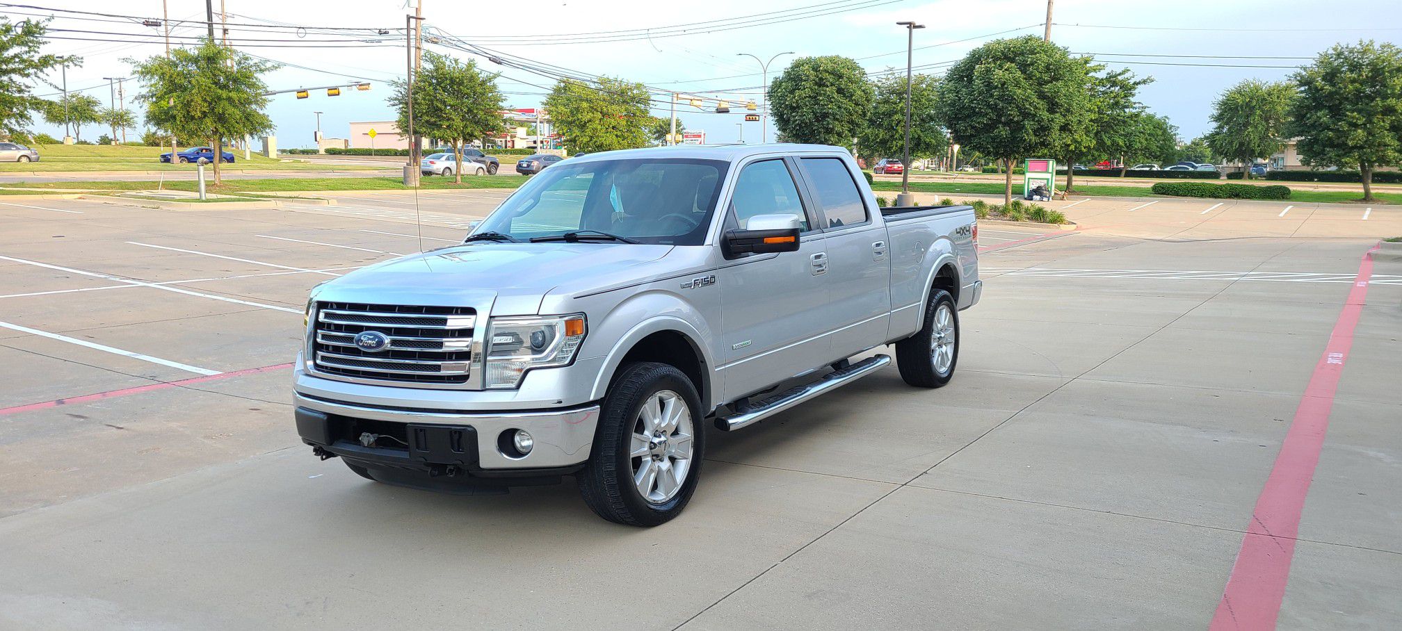 2013 FORD F150 LARIAT 4X4 CLEAN TITLE