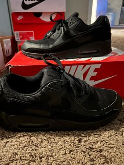 Air max size 8.5 in men
