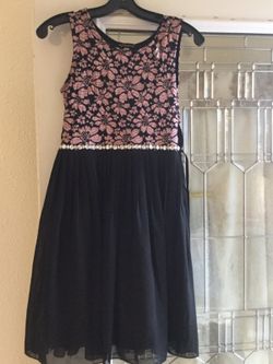 Girls dress