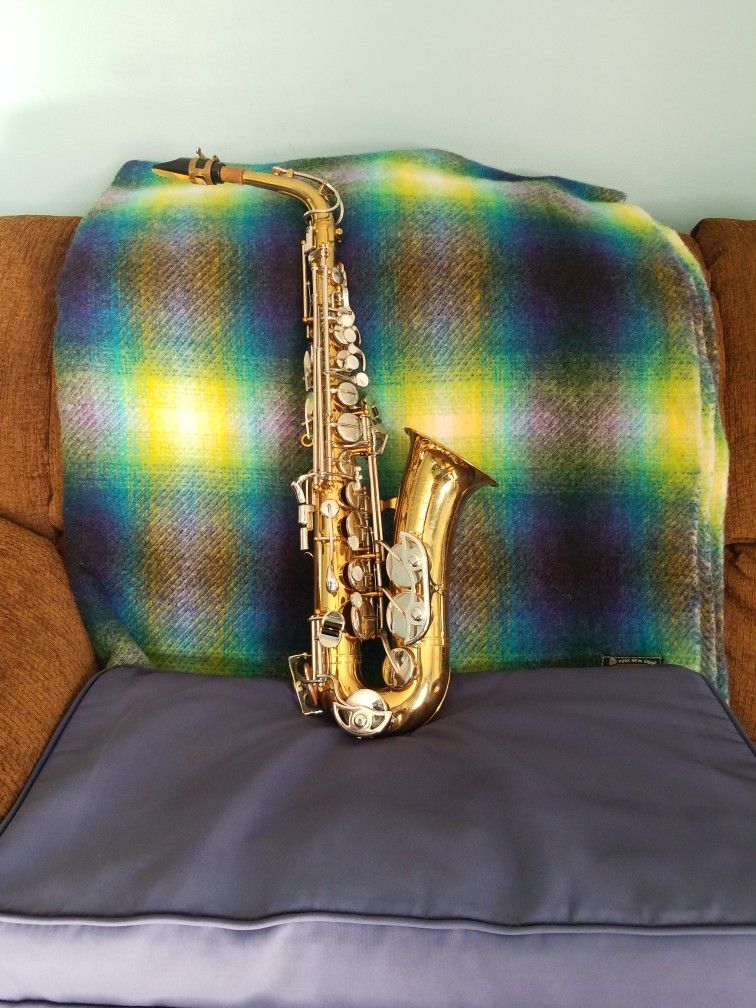Bundy Alto Sax