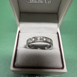White Gold And Diamond Men’s Ring