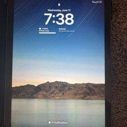 Apple iPad Air (A16) 