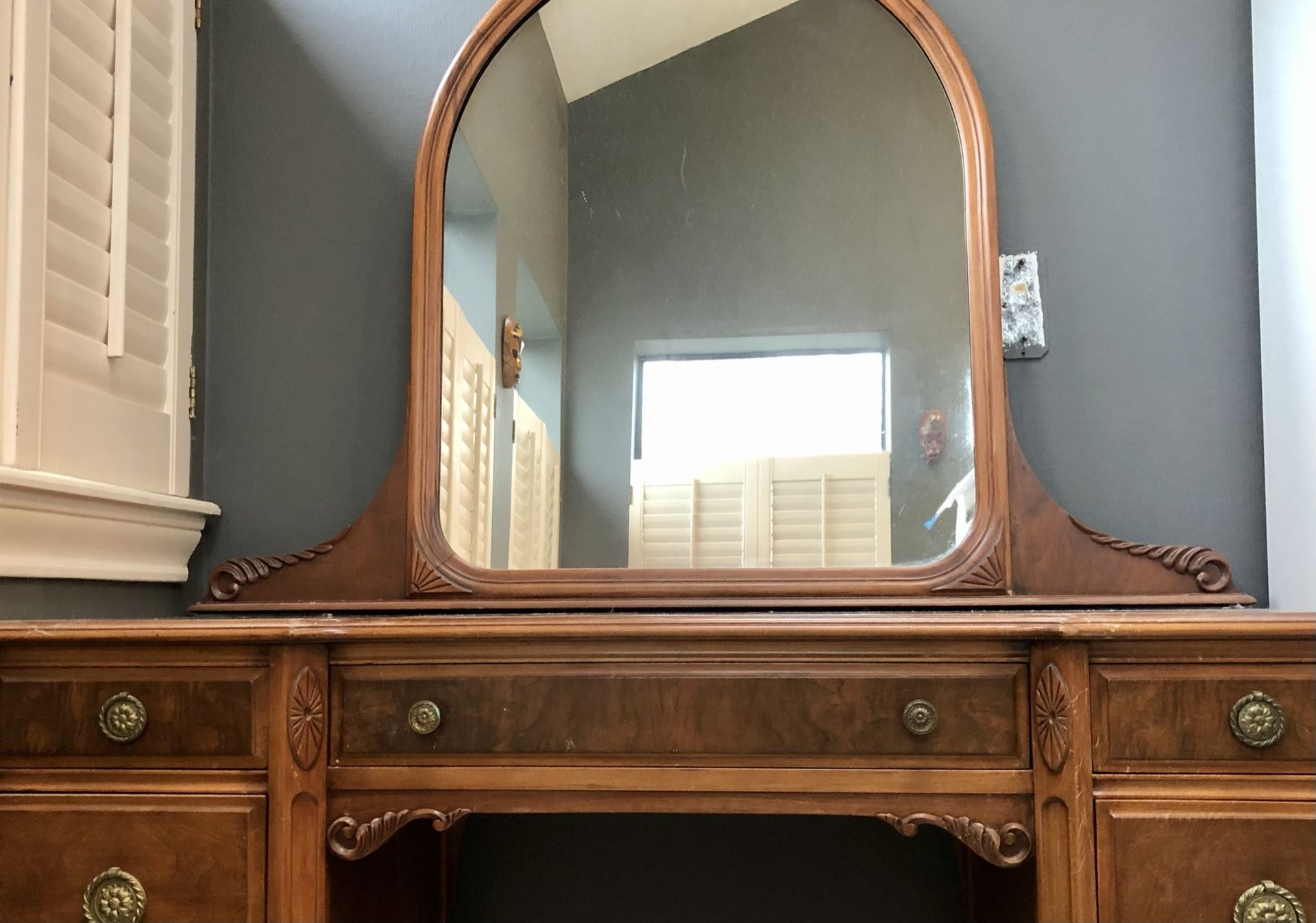 Antique Wood Vanity w/Mirror
