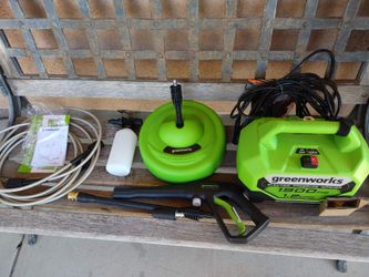 Power Washer Kit - Like new, used only once!