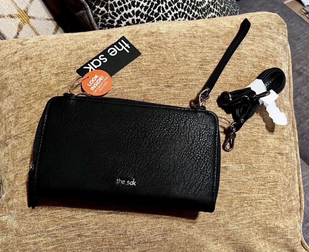New With Tags THE SAK “IRIS” All-In-One CROSSBODY/WRISTLET/WALLET 