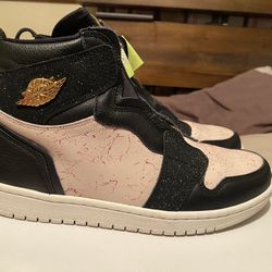 Women’s Air Jordan Retro 1 Size 9.5 