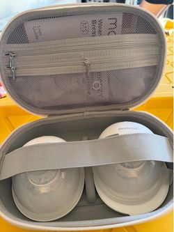 Momcozy breast pump!