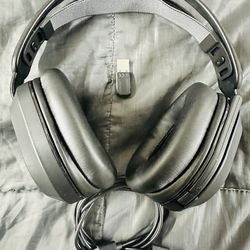 Turtle Beach Stealth 500 Wireless Headset For PlayStation 5/4 , PC , ( Used )