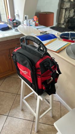 Milwaukee  Pack out structured tool bag tote