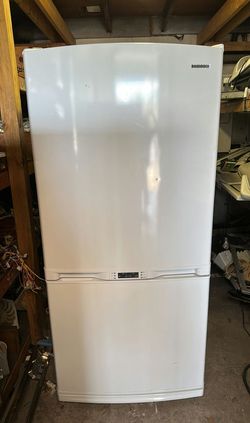 Samsung White Fridge Bottom Freezer Energy Star