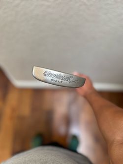 Cleveland Golf Classics IV putter