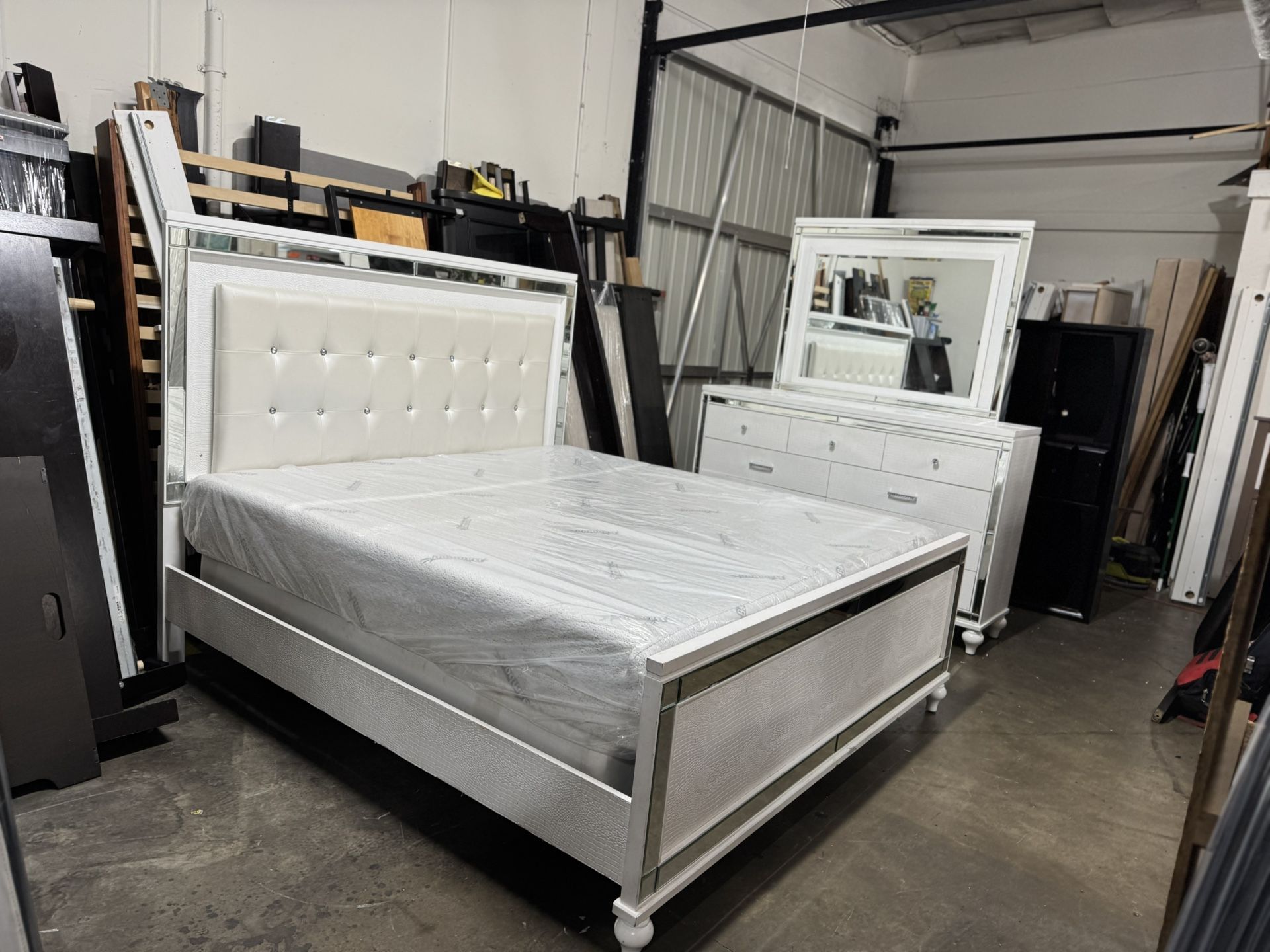 King Bedroom Set $499