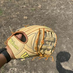 Wilson A2000 Baseball glove 