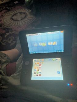 3ds XL great shape come with 7 games and 3 styluses and a nice case