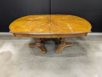 Classic Oval Wood Pedestal Dining Table