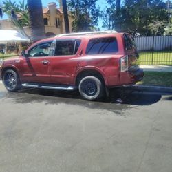 2012 Nissan Armada