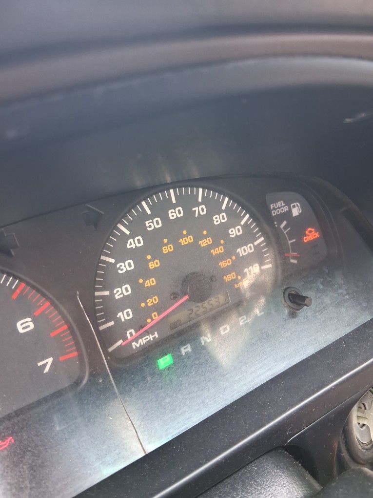 Toyota 4runner Modelo 99 4x2 4 Cilindros Automatica