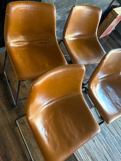 Bar chairs/stools