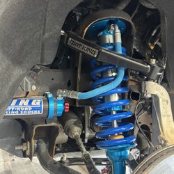 King 2.5s W/ Adj And Dirt King Heim UCA Suspension Package 