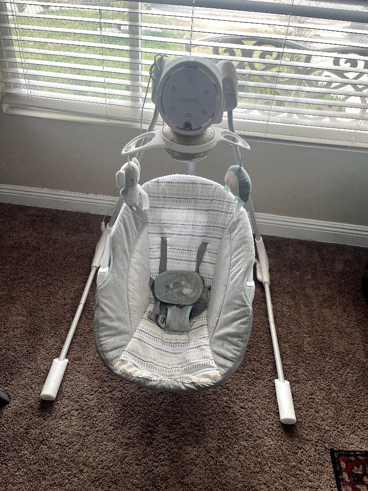 Baby Swing Still In Good Condition We Really Never Really Used It