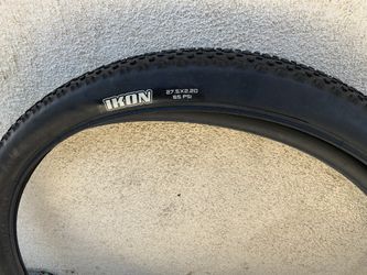 Maxxis Ikon 27.5X2.2 brand new