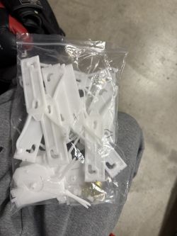 1(contact info removed) Cutlass Supreme Clips