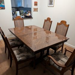 Wood Dinner Table W/Chairs