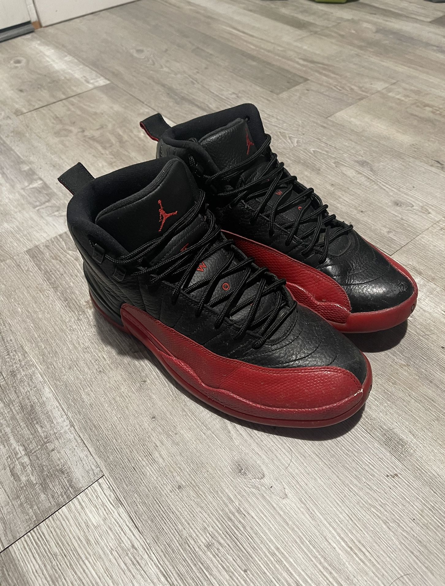 JORDAN 12 FLU GAME (2016)