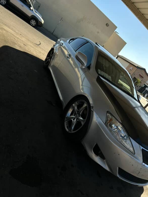 Lexus Is250